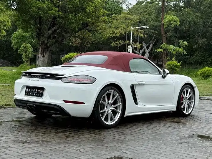 Porsche 718 2020 Boxster 2.0T 10