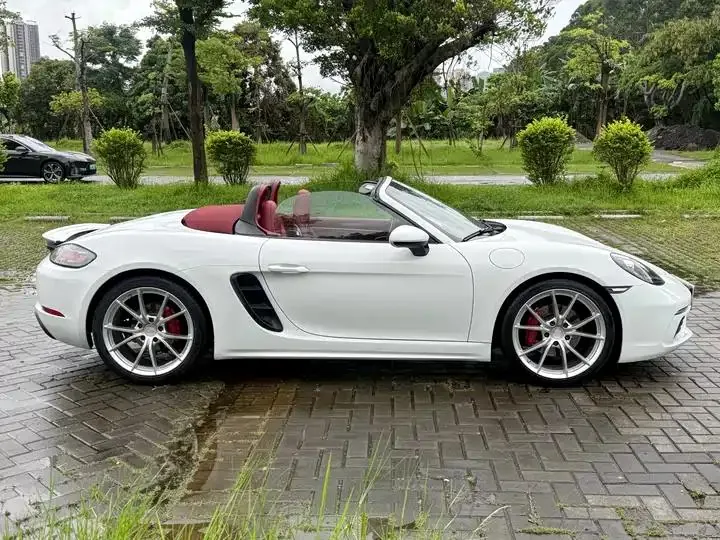 Porsche 718 2020 Boxster 2.0T 17