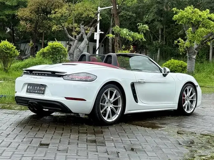 Porsche 718 2020 Boxster 2.0T 18