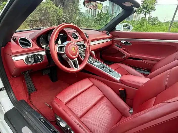 Porsche 718 2020 Boxster 2.0T 4