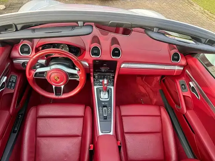 Porsche 718 2020 Boxster 2.0T 5