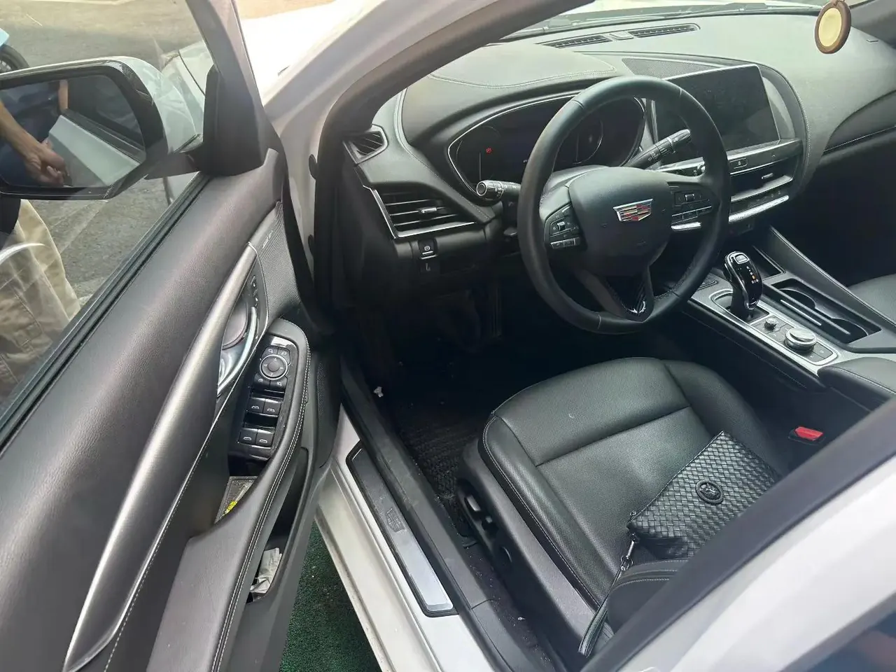 Cadillac CT5 2021 28T fashion sports 3