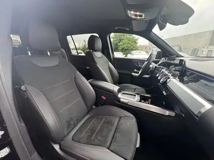 Mercedes Benz GLB AMG 2024 AMG GLB 35 4MATIC 15