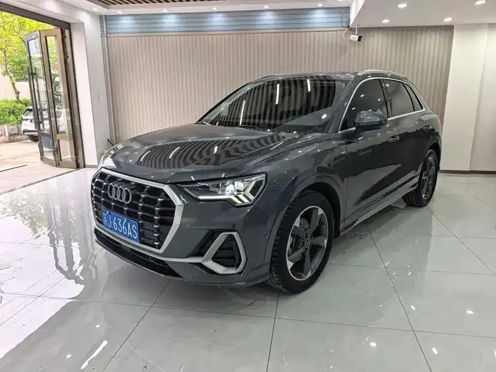 Audi Q3 2023 35 TFSI Fashion Dynamic (1.4T) - View 1