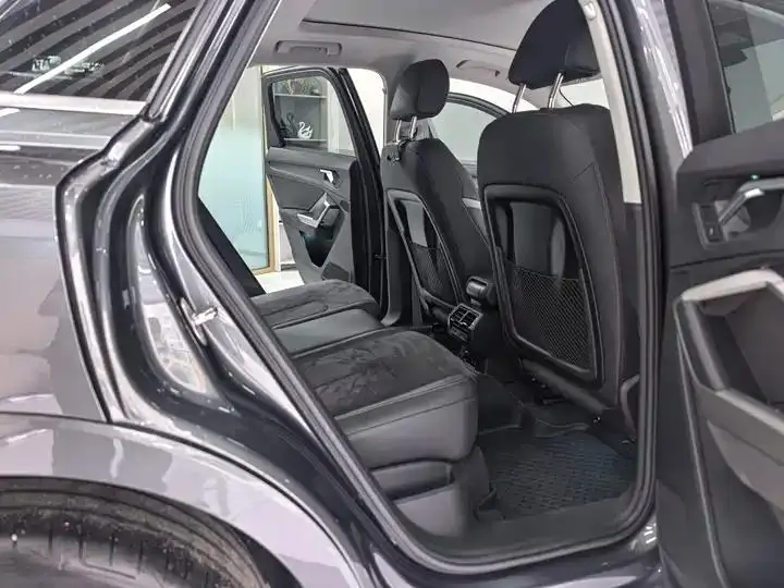 Audi Q3 2023 35 TFSI Fashion Dynamic (1.4T) 10
