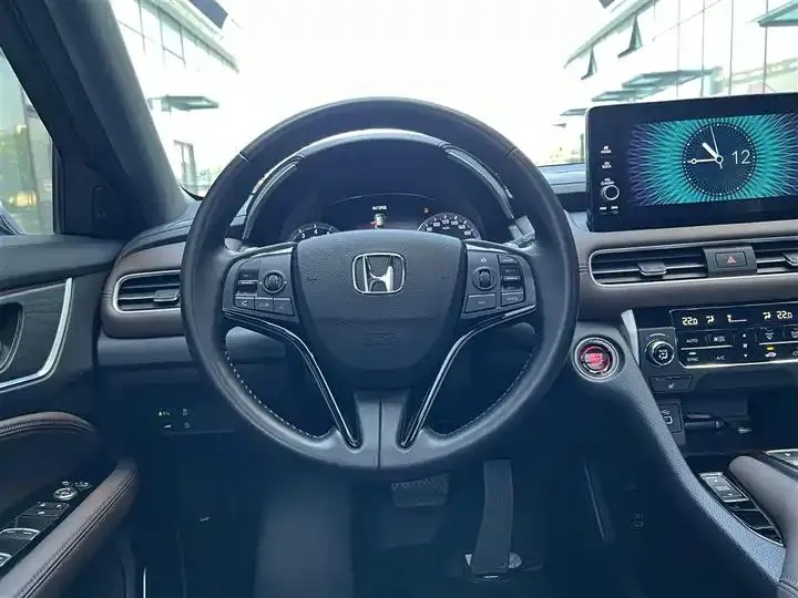 Honda UR-V 2023 370TURBO Two-Drive Elegant Edition 25