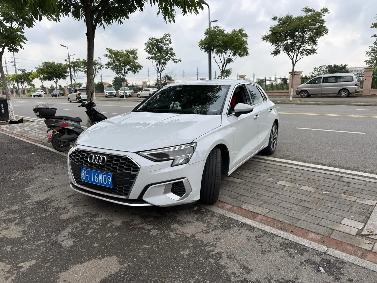 Audi A3 2021 Sportback 35 TFSI Aggressive Sport - View 1