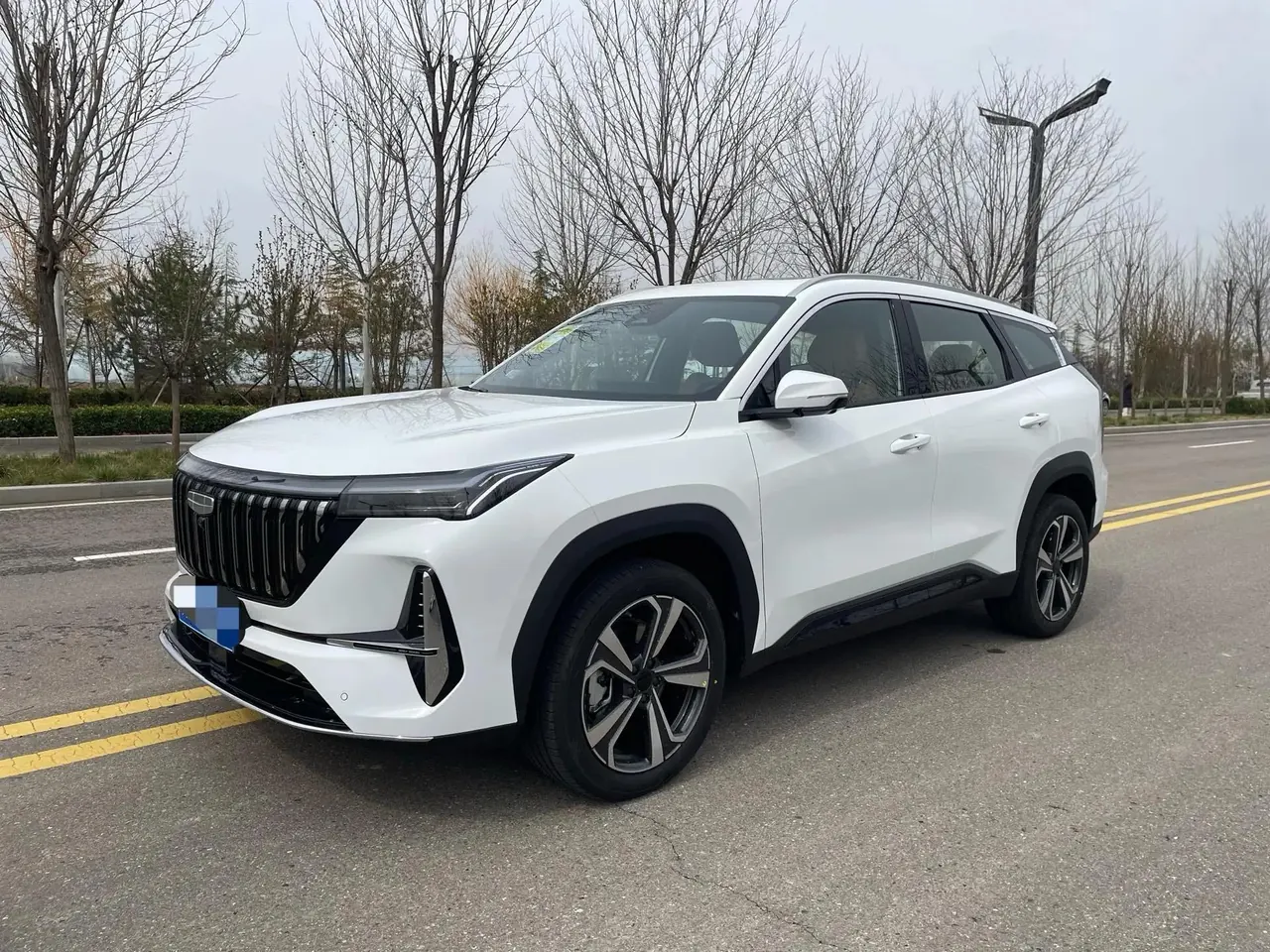 Geely 2025 Boyue L 1.5TD Start Automatic Gear - View 1