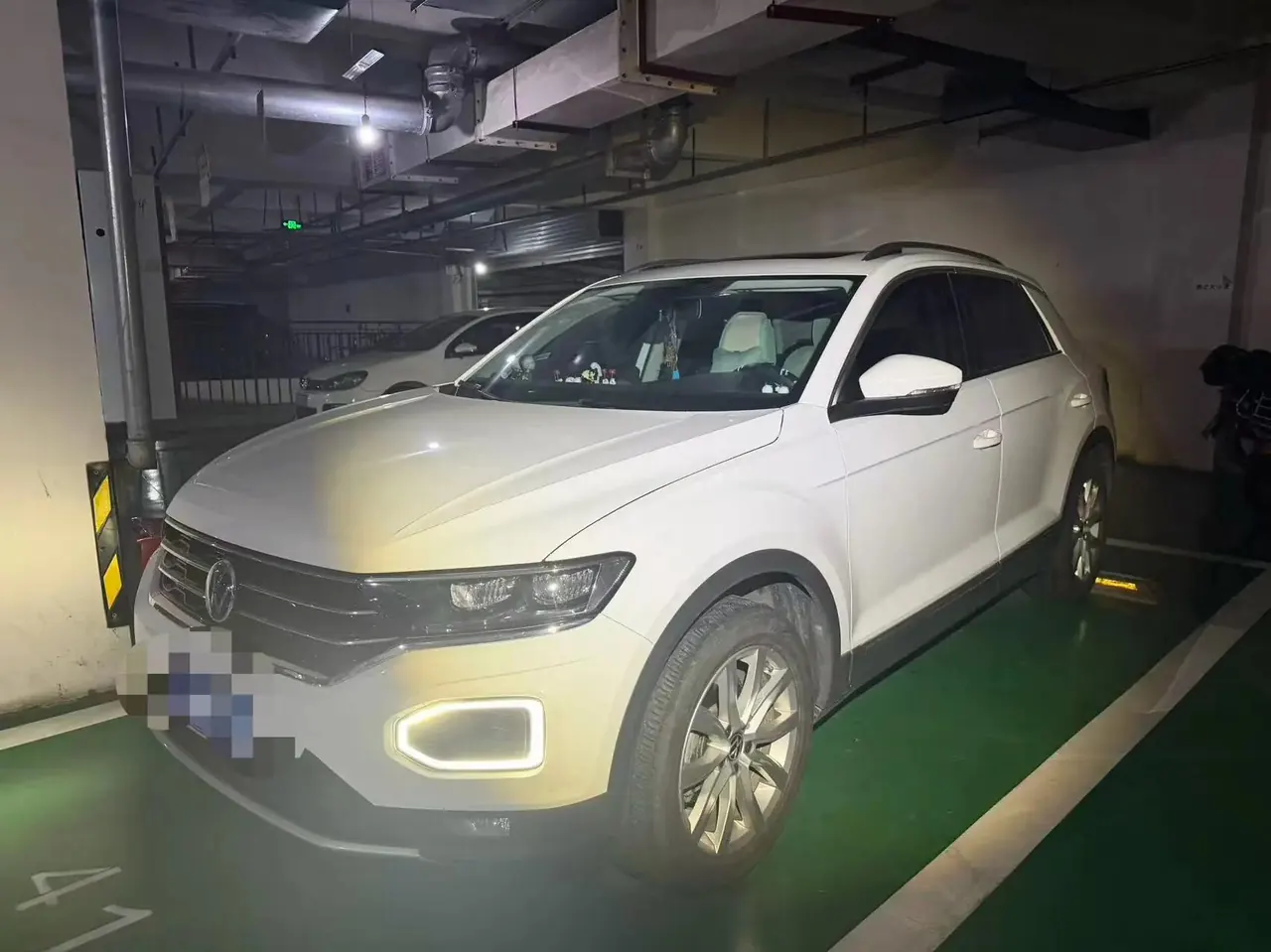 T-ROC Tange 2021 280TSI DSG Two-Drive Elite Zhilian Edition - View 1