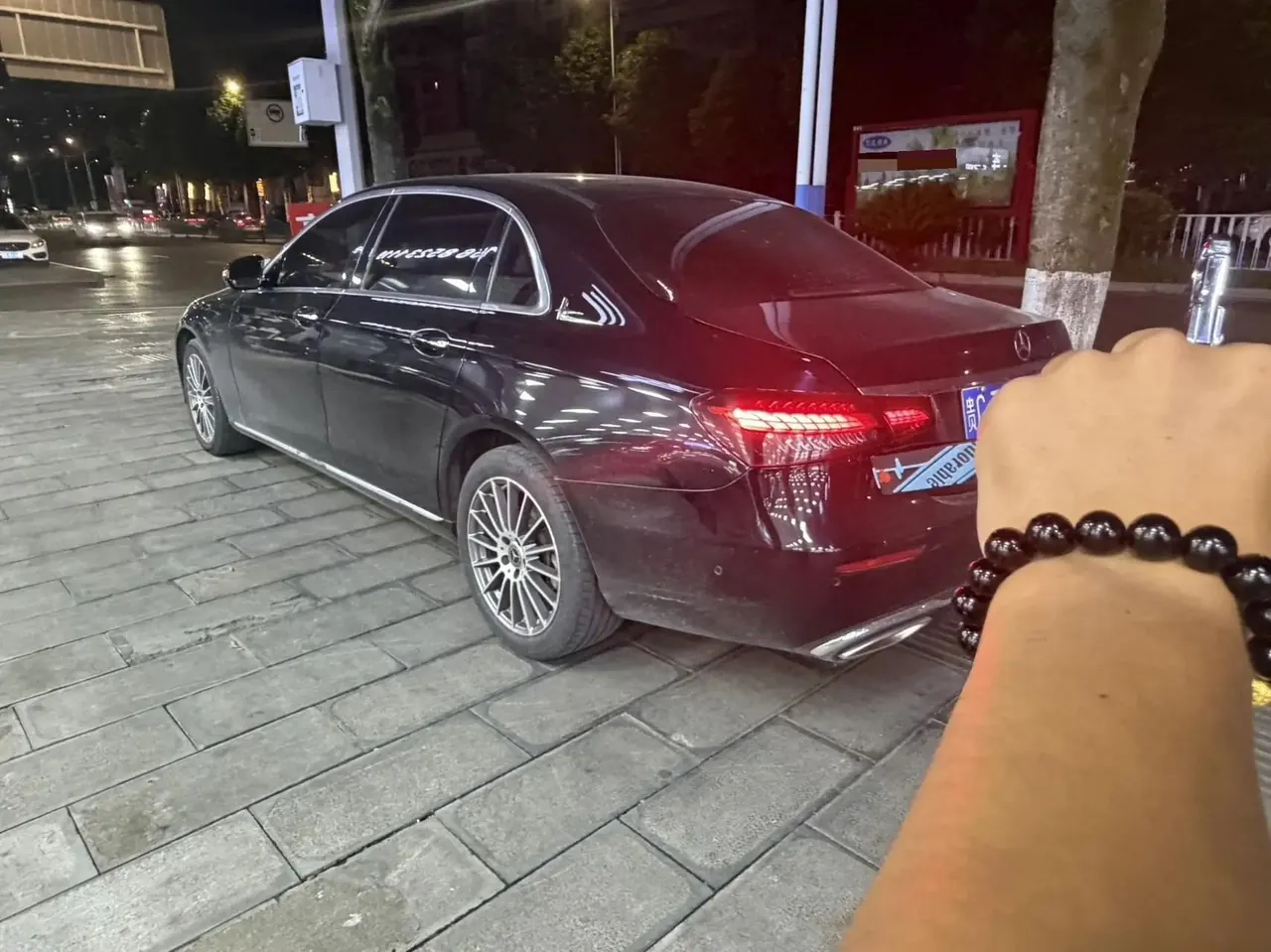 Mercedes Benz Class E 2022 E 260 L 6