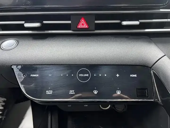 Elantra 2022 1.5L CVT Luxury Edition 20