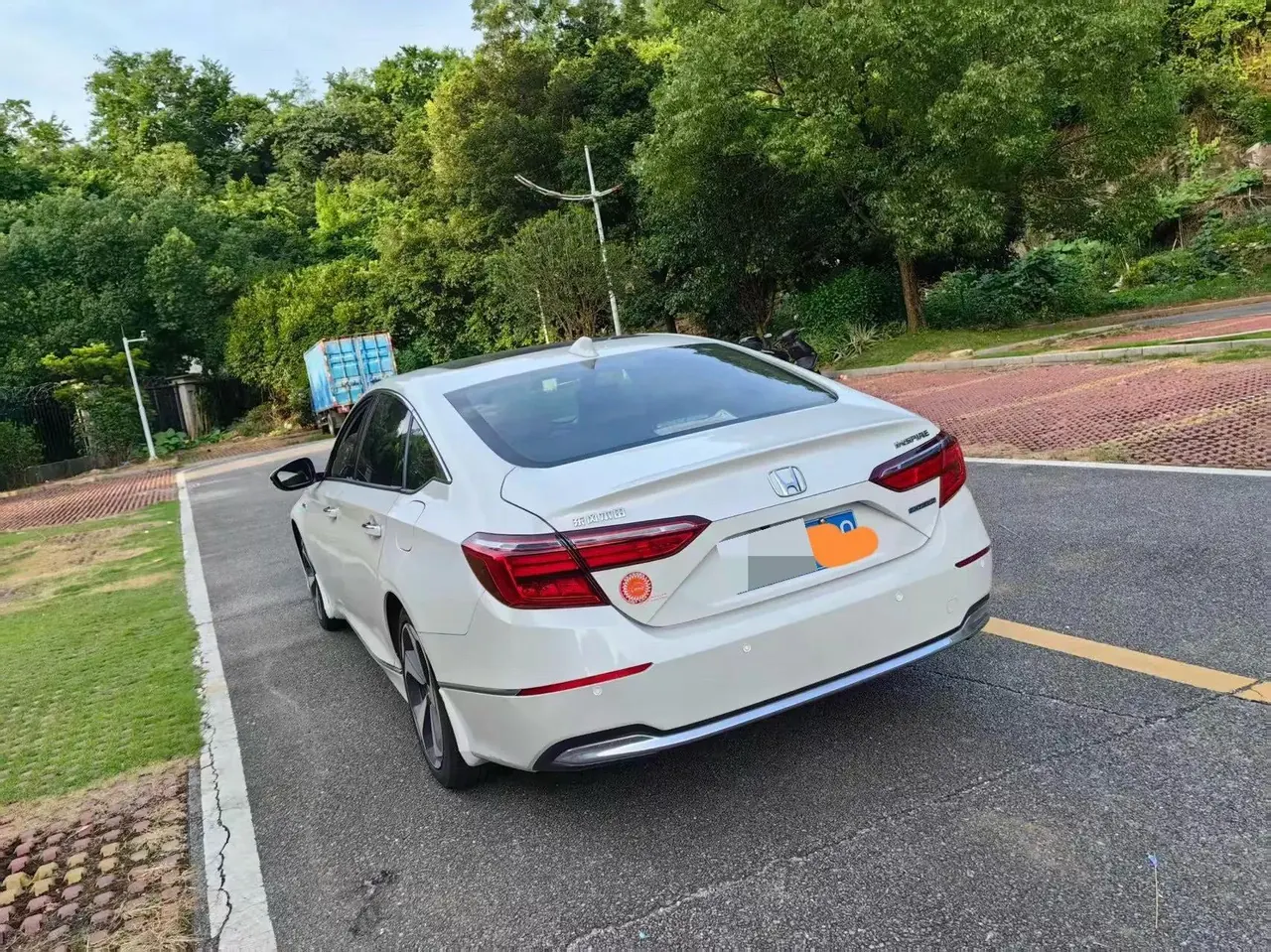 Inspire 2019 Model, Sharp Hybrid, 2.0L, Luxury Edition, China V Emission Standard 5