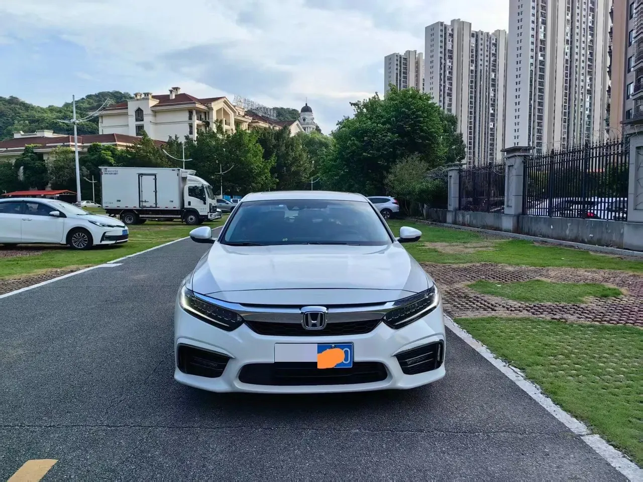 Inspire 2019 Model, Sharp Hybrid, 2.0L, Luxury Edition, China V Emission Standard 6