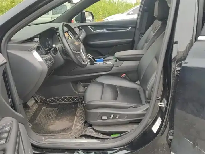 Cadillac XT5 2022 model 2.0T two-wheel-drive luxury version 9