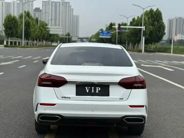 Emgrand 2021 UP 1.5L CVT Upward Edition 8