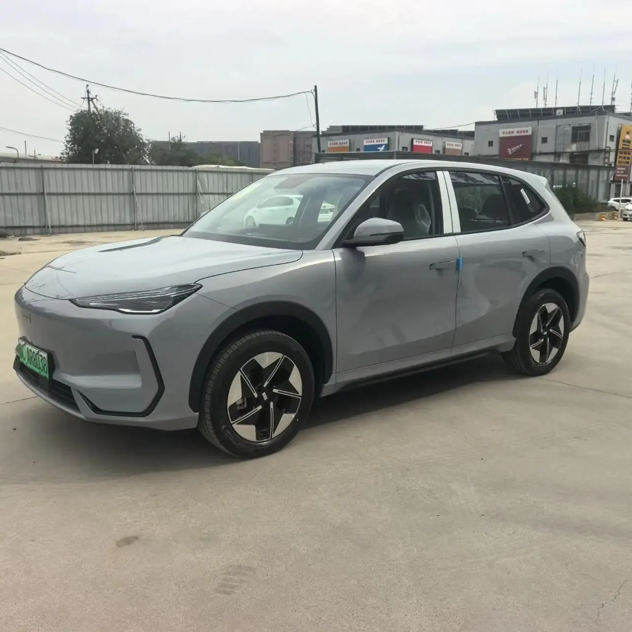 Geely Galaxy 2026 Model E5 530km Launch Edition Automatic - View 1
