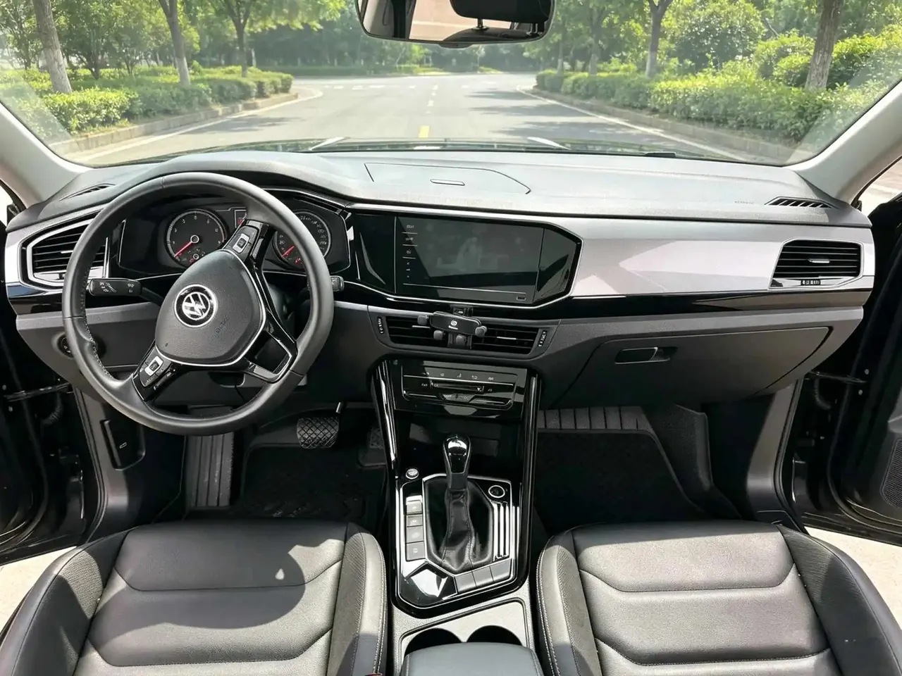 Tangyue 2021 280TSI Two-Wheel-Drive Luxury Smart Connectivity Edition 5