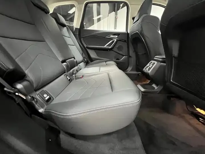 BMW X1 2024 sDrive20Li X Design Set 11
