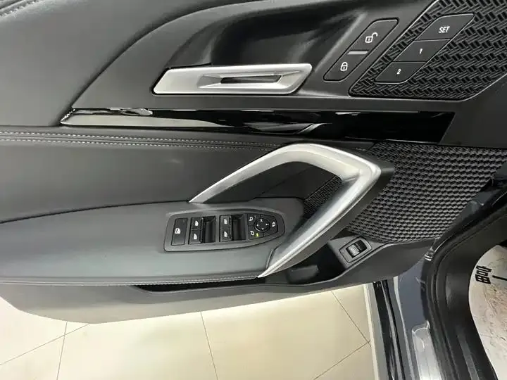 BMW X1 2024 sDrive20Li X Design Set 16