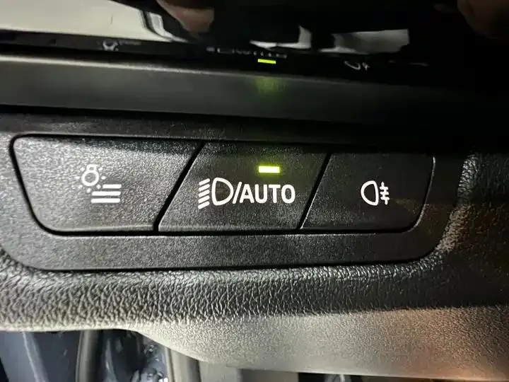 BMW X1 2024 sDrive20Li X Design Set 17