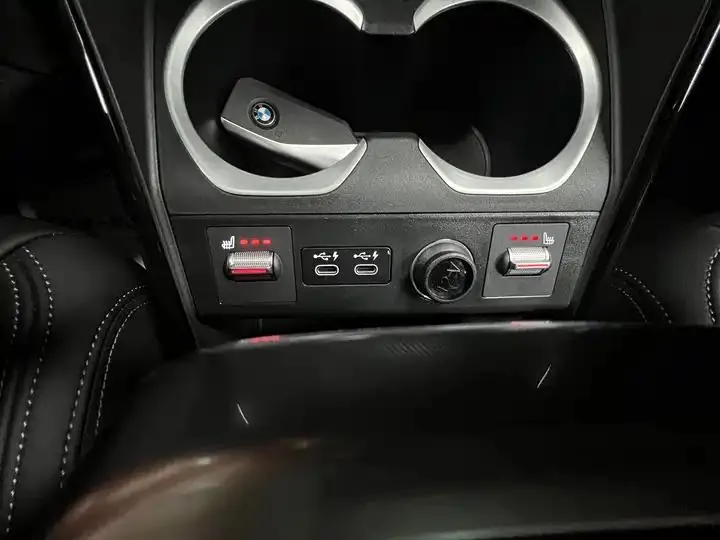 BMW X1 2024 sDrive20Li X Design Set 21