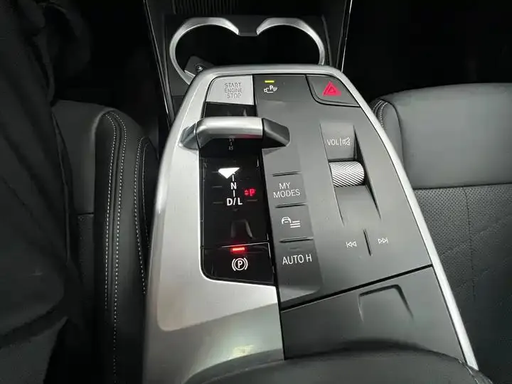 BMW X1 2024 sDrive20Li X Design Set 22