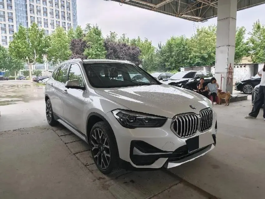 BMW X1 2021 xDrive25Li exclusive type 3