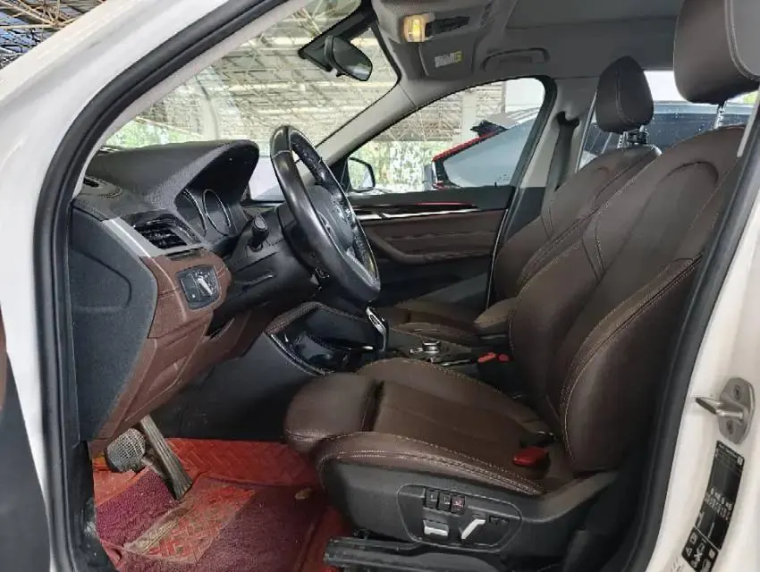 BMW X1 2021 xDrive25Li exclusive type 6