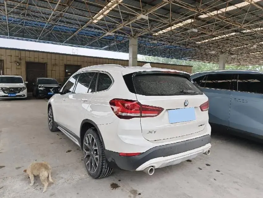 BMW X1 2021 xDrive25Li exclusive type 7