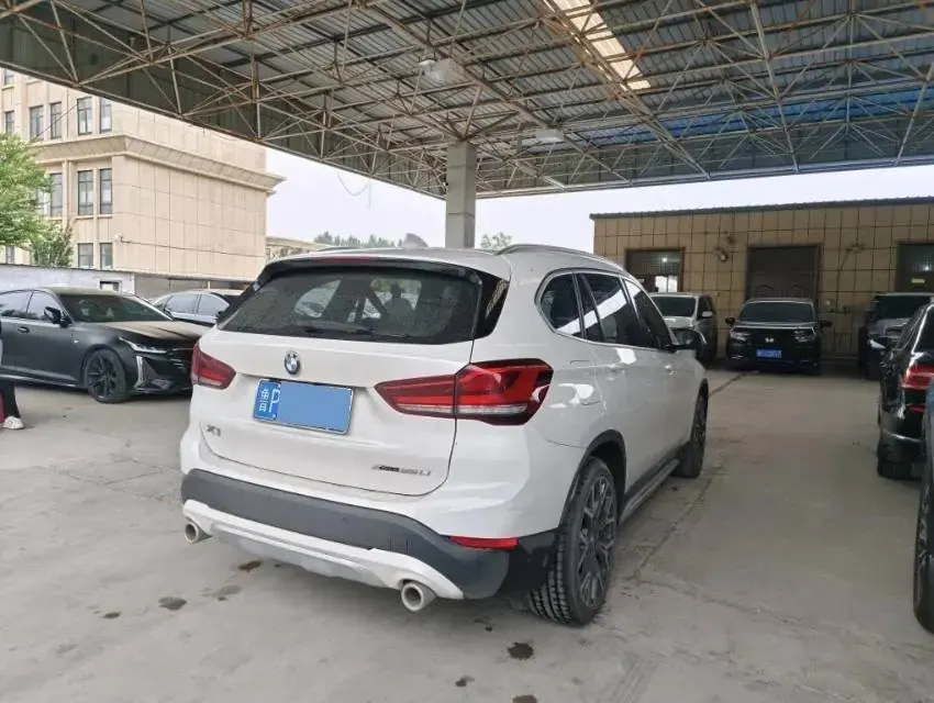 BMW X1 2021 xDrive25Li exclusive type 9
