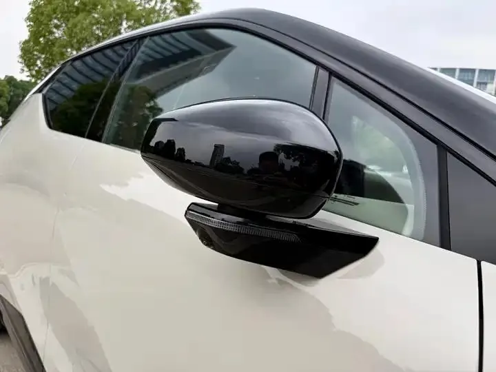 Zeekr X 2025 five-seat rear drive version 12
