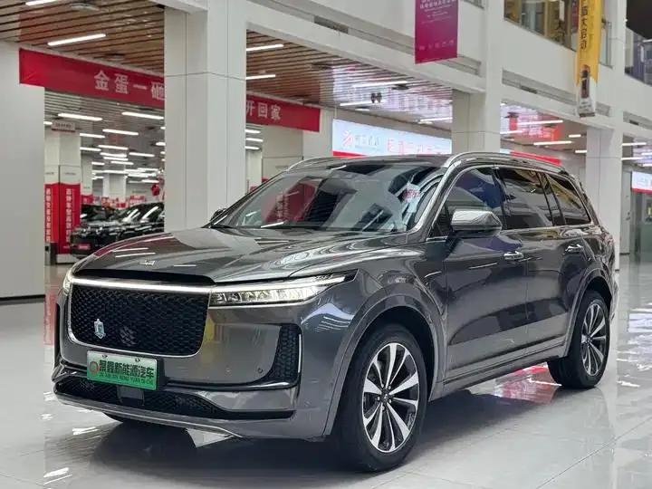Li ONE 2020 extended 6-seat version - View 1