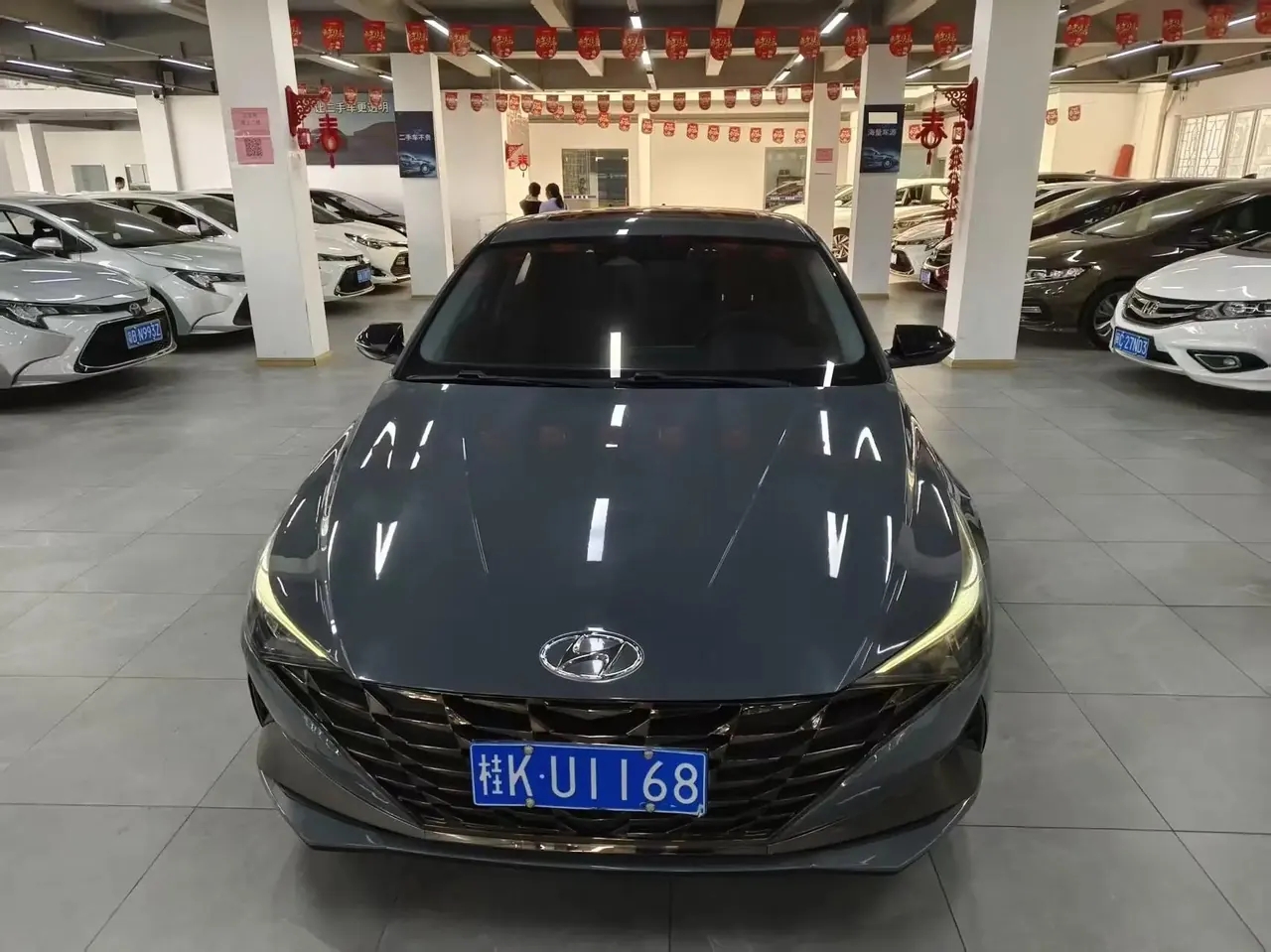 Elantra 2021 1.5L CVT Luxury Edition 2