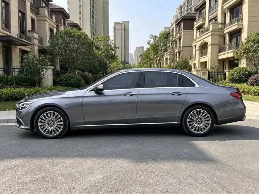 Mercedes Benz E-Class 2020 to E 300 L Special Edition 8