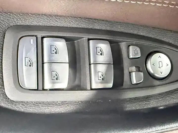 BMW X1 2022 sDrive20Li Luxury Model 16