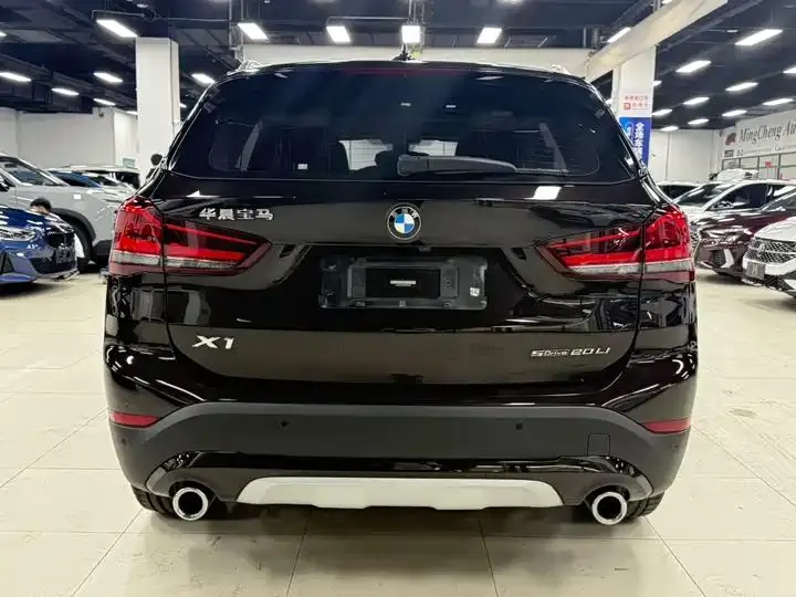 BMW X1 2022 sDrive20Li Luxury Model 6