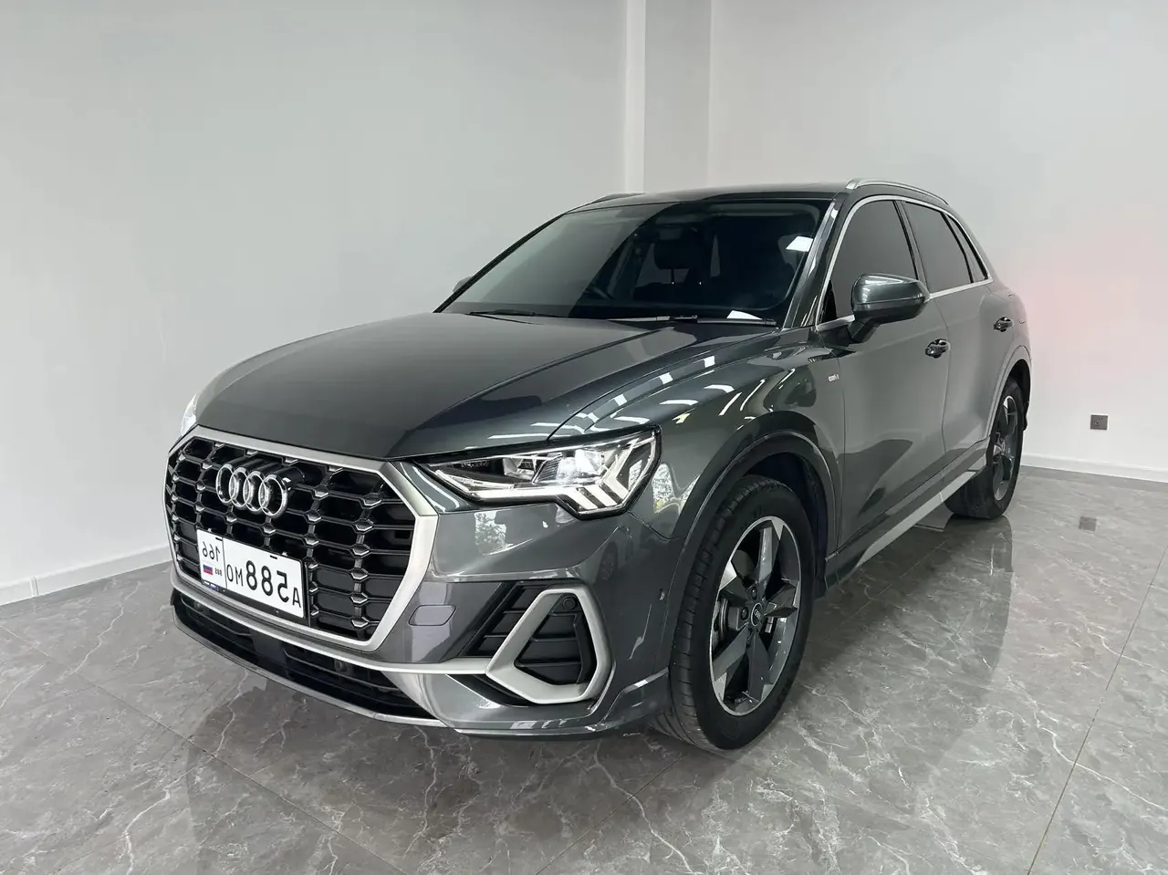 Audi 2023 Q3 1.4TFSI 35TFSI Fashion Dynamic Automatic - View 1