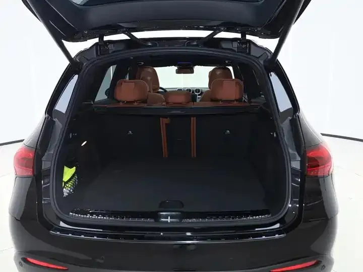 Mercedes Benz GLC 2025 model modified GLC 260 L 4MATIC luxury model 10