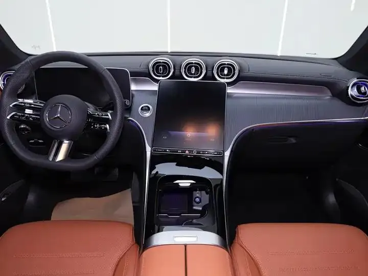 Mercedes Benz GLC 2025 model modified GLC 260 L 4MATIC luxury model 3