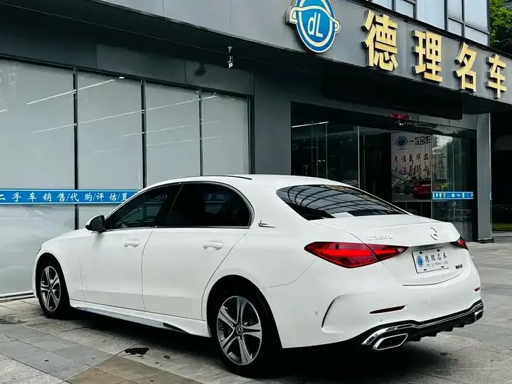 Mercedes Benz Class C 2022 C 200 L Sports Edition 15