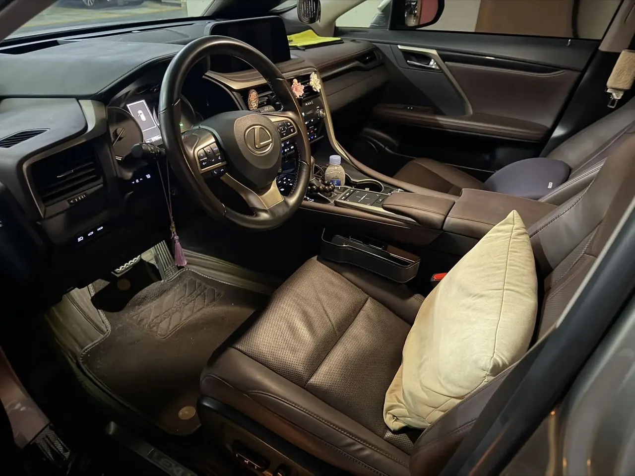 Lexus RX 2020 15000.00g Drive Comfort Edition Country V 3