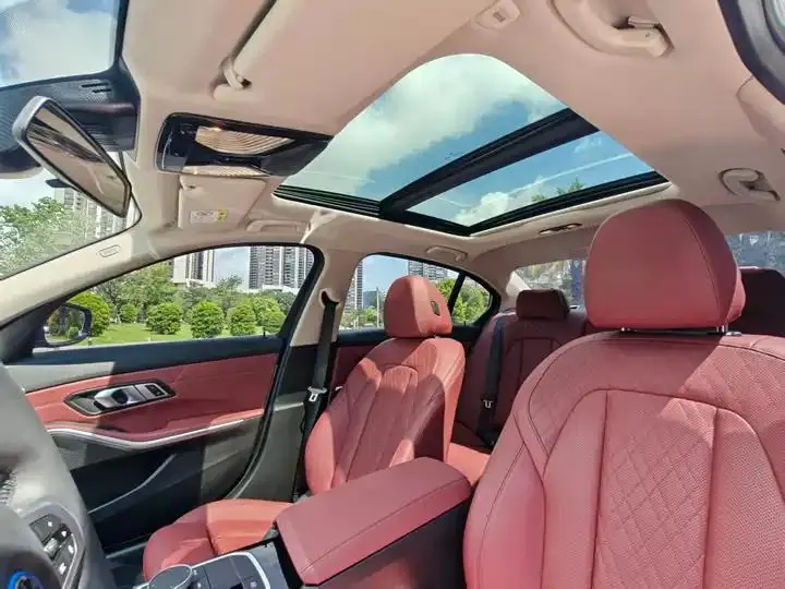 BMW i3 2024 eDrive 35 L 11