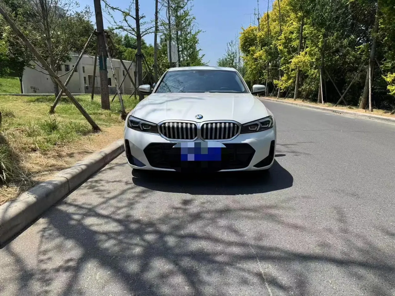 BMW 3 Series 2022 320i Sports Suit 2