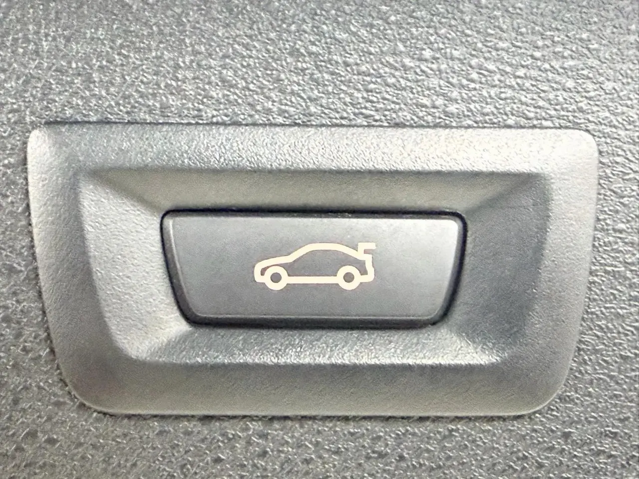 BMW X1 2022 sDrive20Li Luxury Model 18