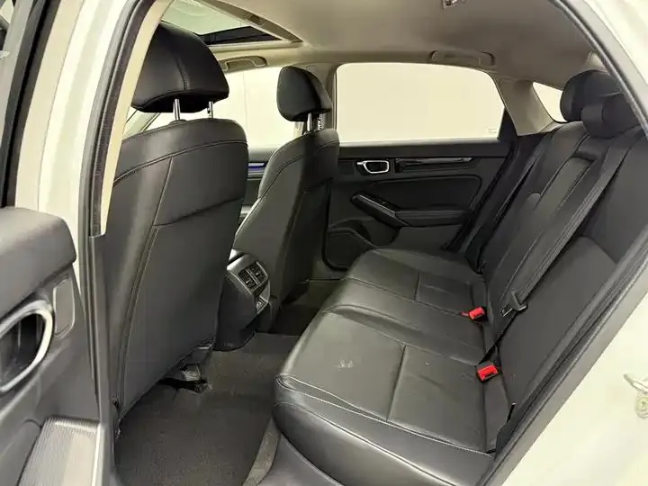 Model 2023 240TURBO CVT Smart Edition 10