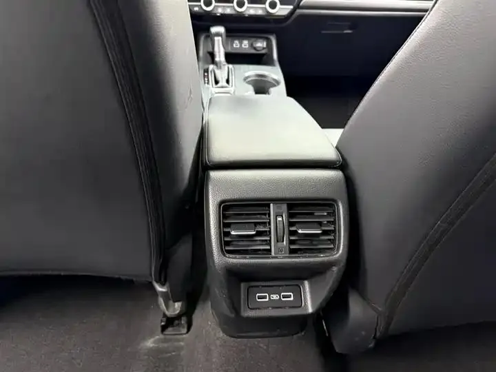Model 2023 240TURBO CVT Smart Edition 12
