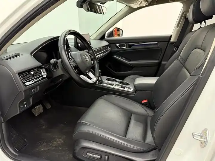 Model 2023 240TURBO CVT Smart Edition 6