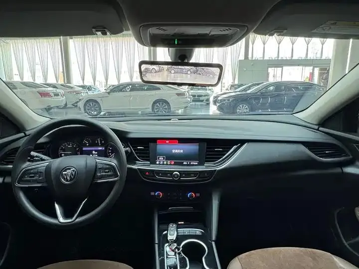Regal 2022 552T Smart 13