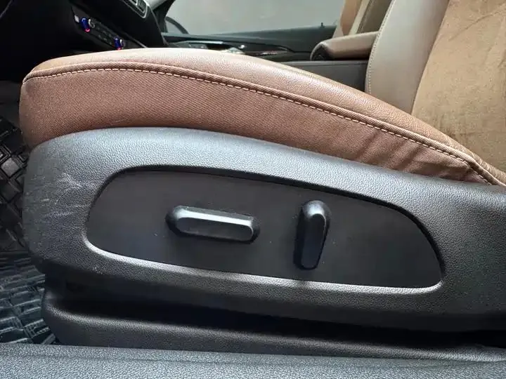 Regal 2022 552T Smart 17