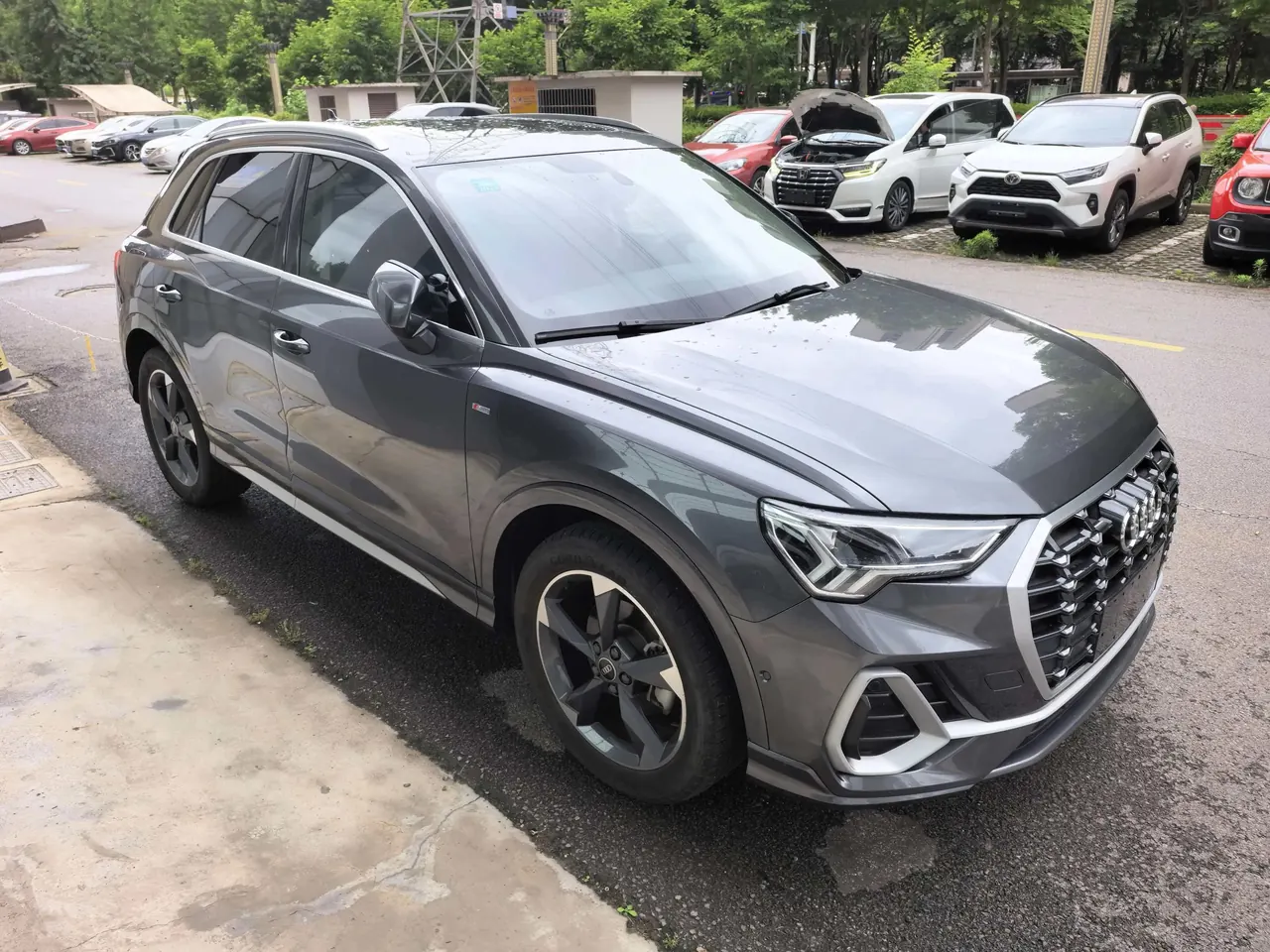 Audi 2023 Q3 1.4TFSI 35TFSI Fashion Dynamic Automatic 3
